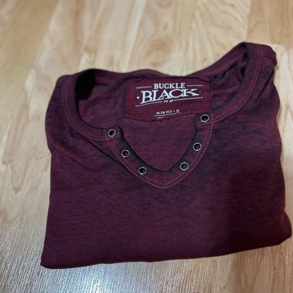 Buckle Black Burnout Men’s T-Shirts Maroon Size M - Picture 8 of 11